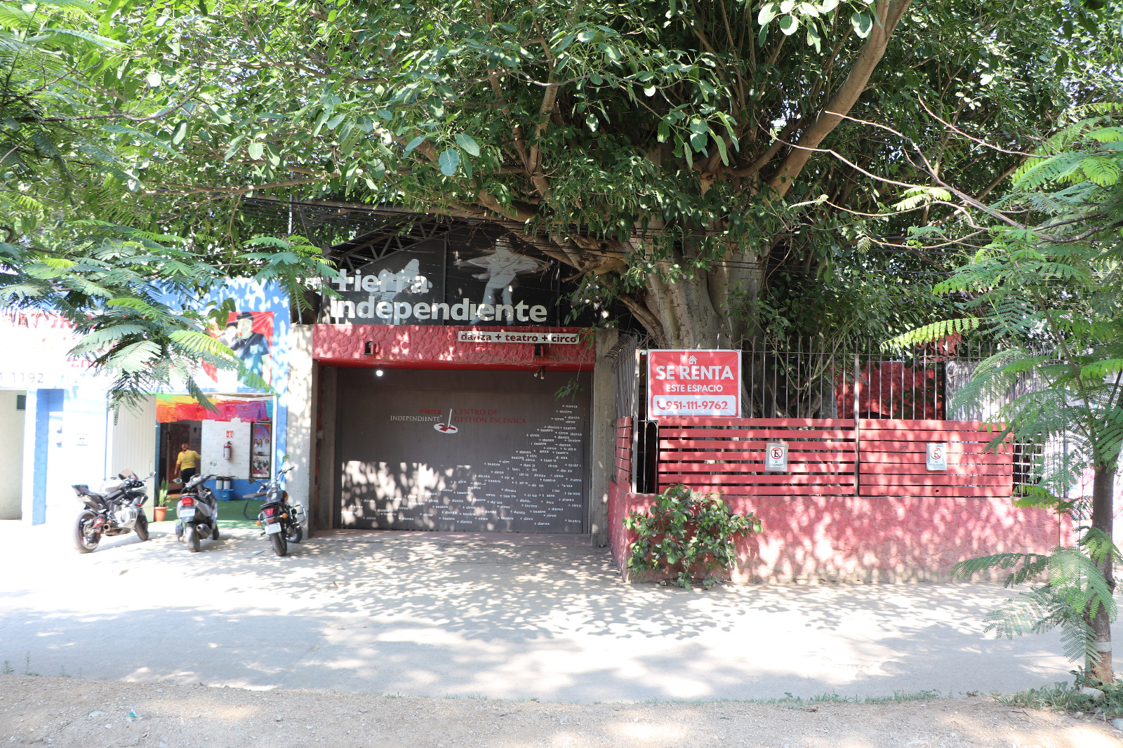 COMMERCIAL HOUSE FOR RENT IN BRENAMIEL OAXACA